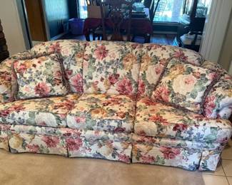 Broyhill Flora Couch