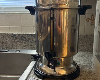 DeLonghi 50-Cup Stainless Steel Coffee Urn