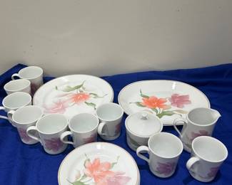Floral cups and plates