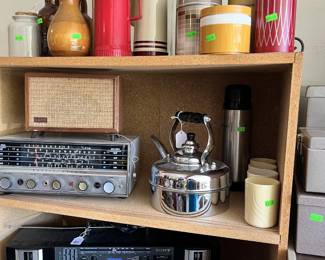 vtg thermoses, radios