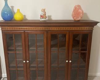 Library console 