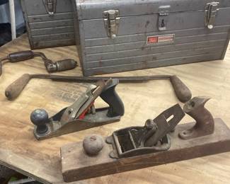 Vintage tools & toolboxes