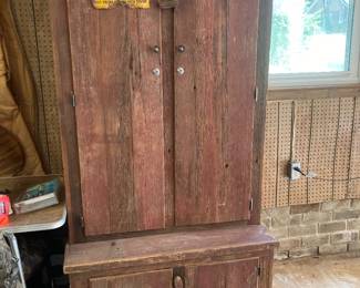 Primitive gun cabinet