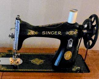 Vintage Singer Sewing Machine w/Handwheel and Original Sewing Table w/Cast Iron Treadle
