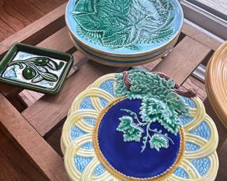 Assorted Vintage Ceramic Tableware Collection with Planters and Accessories fourth image
