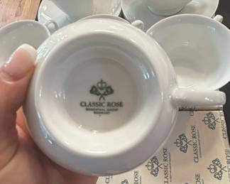 Classic Rose Rosenthal Group White Porcelain Tea Service second image