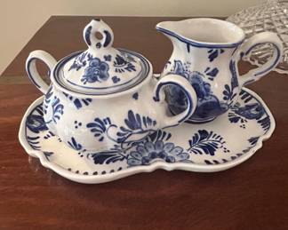 Delft Blue HandPainted Cream and Sugar Set with Tray