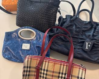 BOTEGA VENETTA , FURLA,BURBERRY, JULIANA
