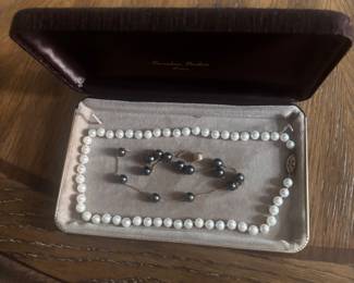 CULTURED PEARL NECKLACES