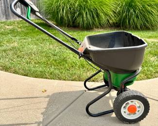 Scott"s Spreader- $80