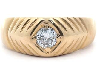 Gent's Round Diamond Solitaire Textured Chevron Ring in 14k Yellow Gold