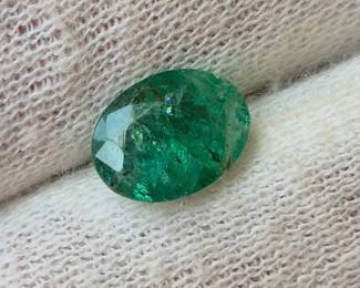 1.30 Carat Natural Emerald Oval Cut Loose Gemstone