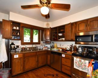 182Kitchen