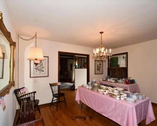 094Dining Room