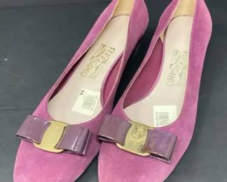 Pair of Vintage Salvador Ferragamo Womens LowHeeled Suede Pumps, Size 8.5 B