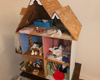 doll House with Miniature furniture