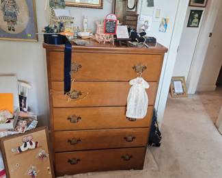 Vintage Chest of Drawers