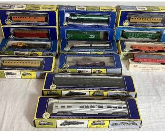 Collection of 14 AHM HO Scale Model Trains