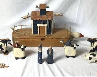 Vintage Williraye Studio Noah's Ark Figurine - 8 Piece Set Boat: 21" x 12.5"