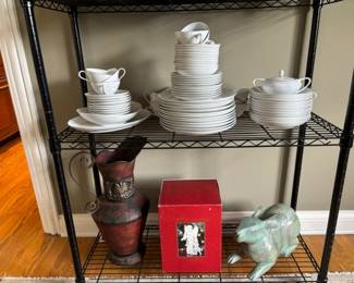 Set of China for 12