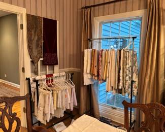 Large & Vintage Tablecloths