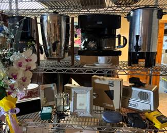 Kitchen, Electronics Items