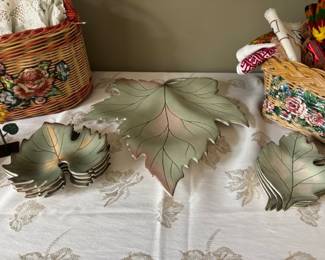 Leaf Table Decor