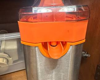 Cuisinart CCJ-500 Pulp Control Citrus Juicer