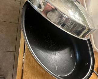 Cuisinart 18/10 Stainless Steel Oval Roaster