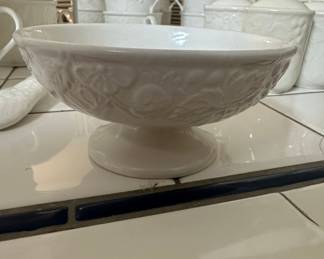 Mikasa DP900 Footed Bowl