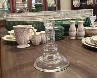 Vintage Fostoria No. 677 Colorado Cake Stand