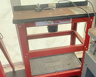 Hawk RouterShop Woodworking Router Table