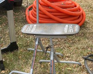 Ridgid Flip-Top Portable Work Support