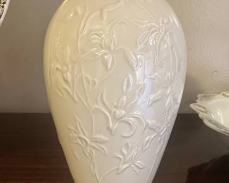 Lenox Masterpiece Collection Iris Vase