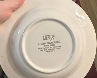 Mikasa English Countryside White Soup Bowl