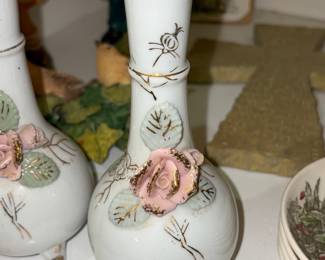 Vintage Porcelain Bud Vase Pair with Applied Roses and Gold Trim