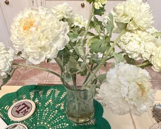Artificial Peony Floral Arrangement in Glass Vase