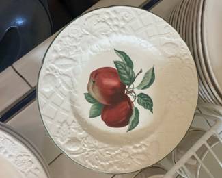 Mikasa English Countryside Apple Salad Plate