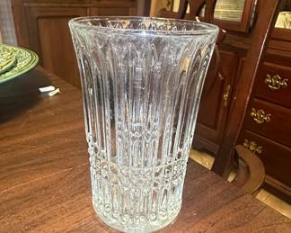 Clear Glass Vase with Ribbed Sides and Flared Scalloped Top