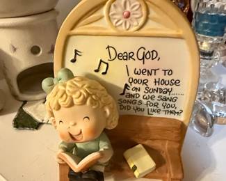 Jonathan & David 'Dear God' Figurines - Knitting Girl and Singing Girl