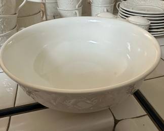 Mikasa English Countryside White Serving Bowl