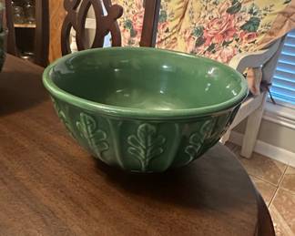 Garden Ridge Green Leaf Pattern Serving Bowl