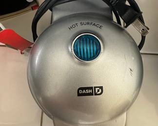 Dash Mini Waffle Maker