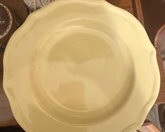 Federalist Ironstone Buttercup Yellow Scalloped Dinner Plate