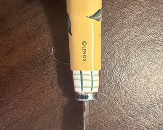 Lenox Holiday Spread Knife