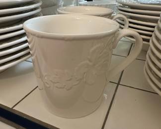 Mikasa Wine Country White Mug