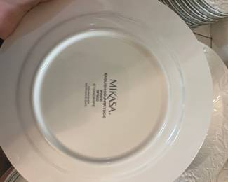 Mikasa English Countryside Apple Salad Plate