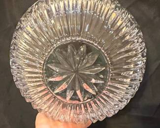 Oneida Southern Garden Rose Pattern Crystal Bowl