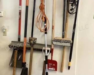 Lawn & Garden Tools