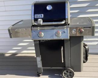 Weber Genesis II LX propane grill